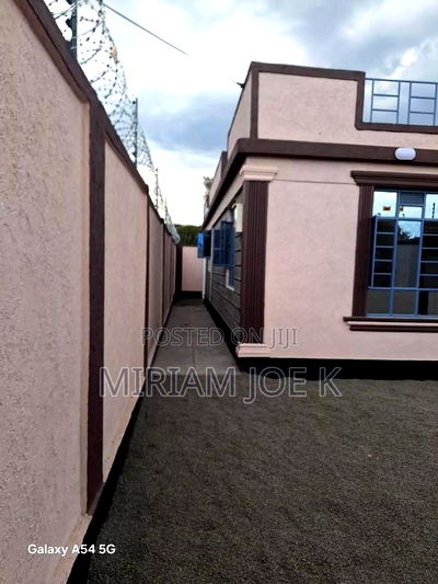 3bdrm Block of Flats in Mugutha, Ruiru for sale - Image 3