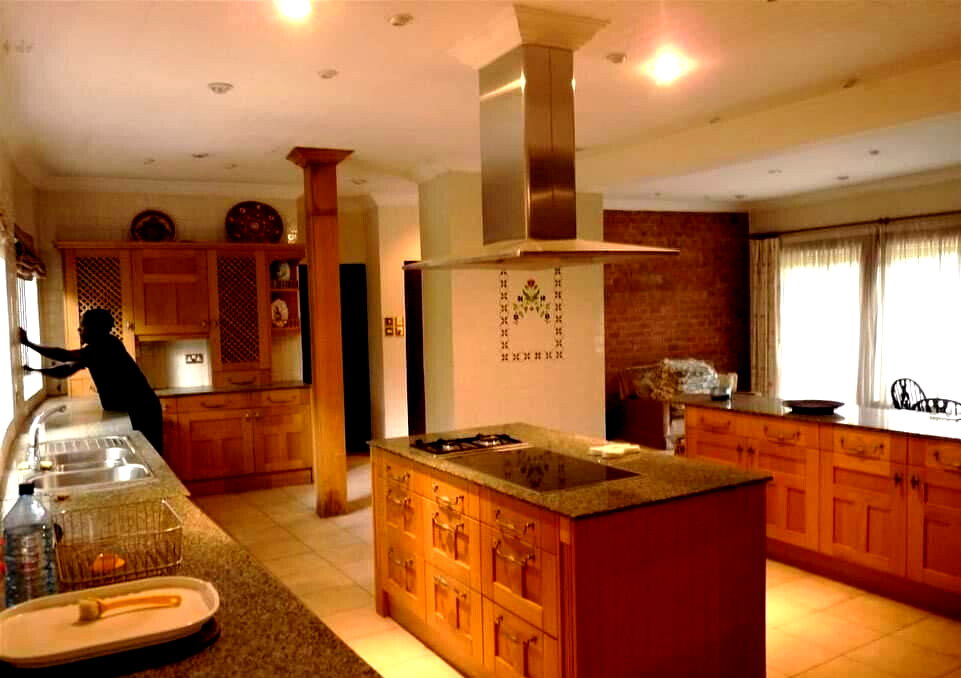 5-Bed Ambassadorial Home on 2.6 Acres with Pool & Gym - Old Muthaiga