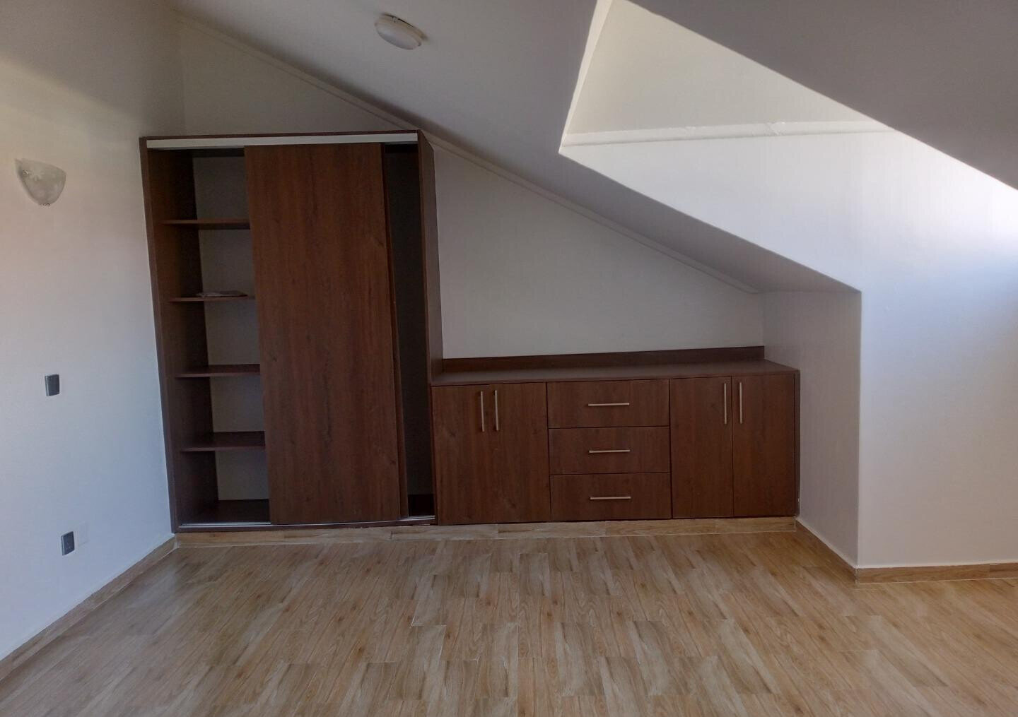 5-Ensuite Townhouse with Separate Dining & DSQ - Lavington