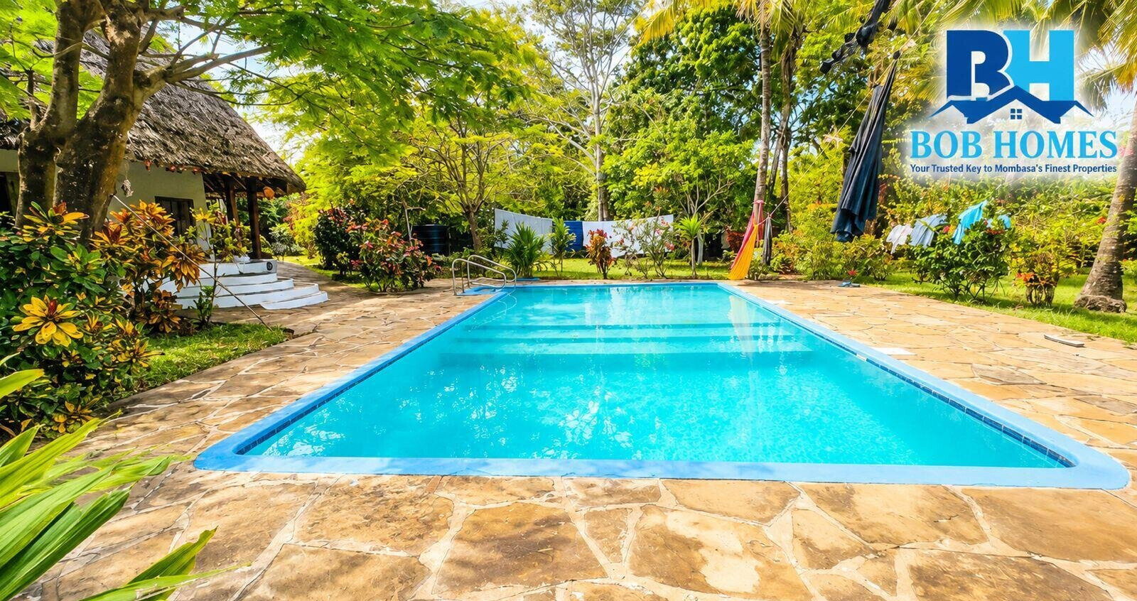Quarter Acre 2BR Cottage with Pool