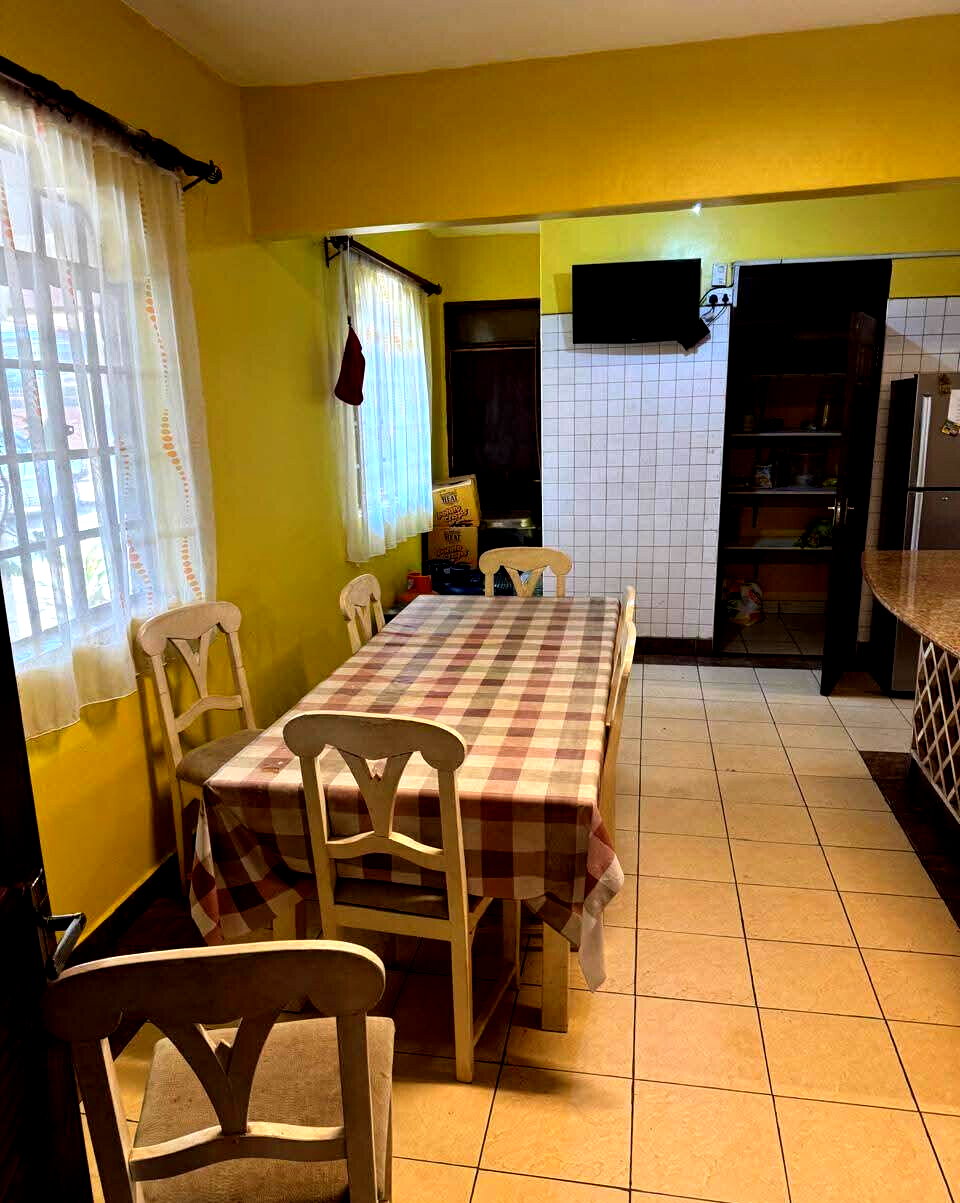 7-Bedroom Mansion on Half Acre with Staff Quarters - Muthaiga North