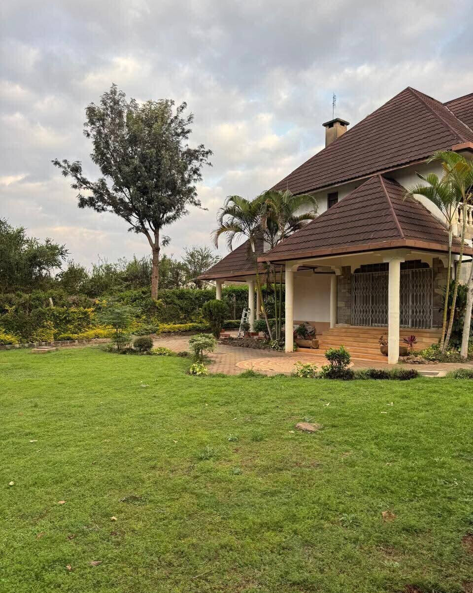 7-Bedroom Mansion on Half Acre with Staff Quarters - Muthaiga North