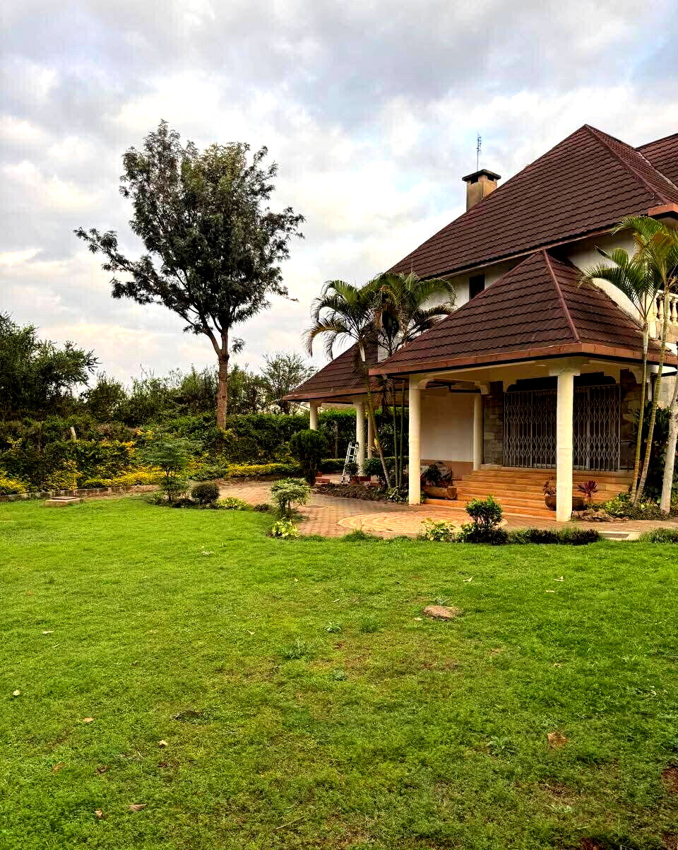 7-Bedroom Mansion on Half Acre with Staff Quarters - Muthaiga North