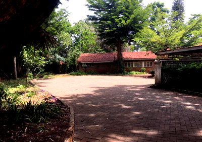 1-Acre Plot in Lavington at KSh 200M