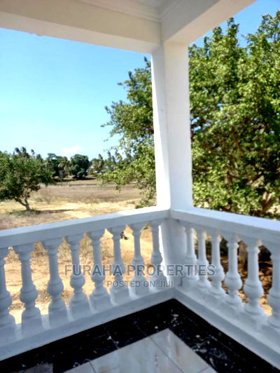For Sale 4 Bedrooms Massionate Utange - Image 2