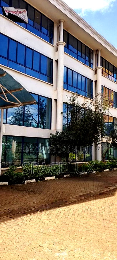 Executive Office Block for Sale - Image 5