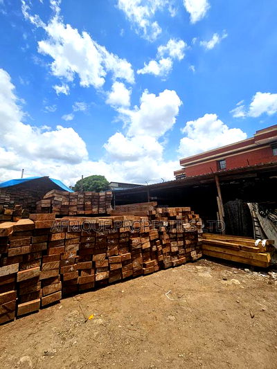 Prime Godown for Sale in Industrial Area - Image 5