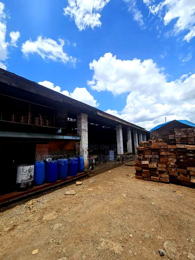 Prime Godown for Sale in Industrial Area - Image 4