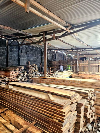 Prime Godown for Sale in Industrial Area - Image 2