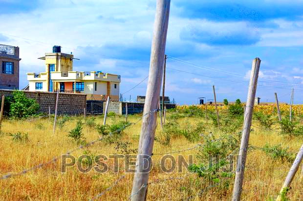 Plots in Silicon Valley Estate- Kamakis