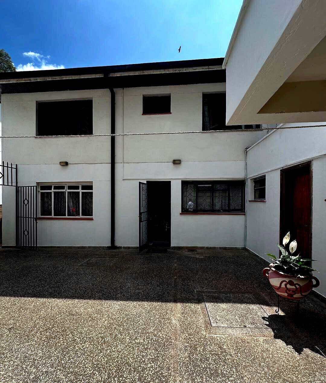 4-Ensuite Townhouse with Pool & Kids Play Area - Westlands