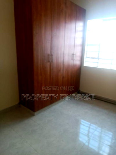 3bdrm Bungalow in Kitengela for sale - Image 3