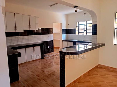 3bdrm Bungalow in Kitengela for sale - Image 6