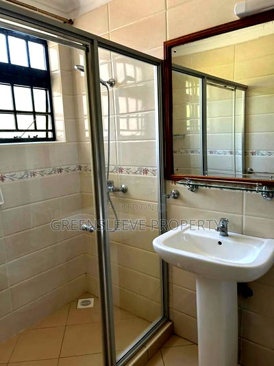 4bdrm House in Karen K C B for rent - Image 10