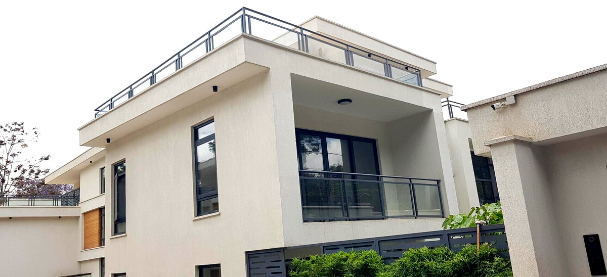 Newly Built 5-Ensuite Townhouse with Rooftop Terrace - Lavington