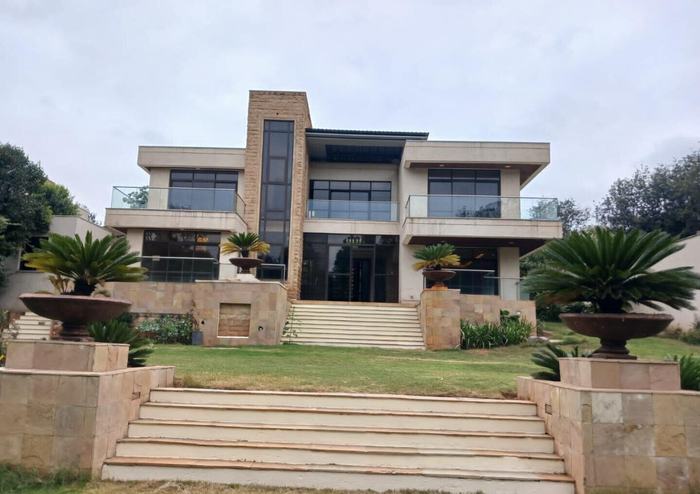 5-Bed Villa with DSQ & Clubhouse on Half-Acre – Karen