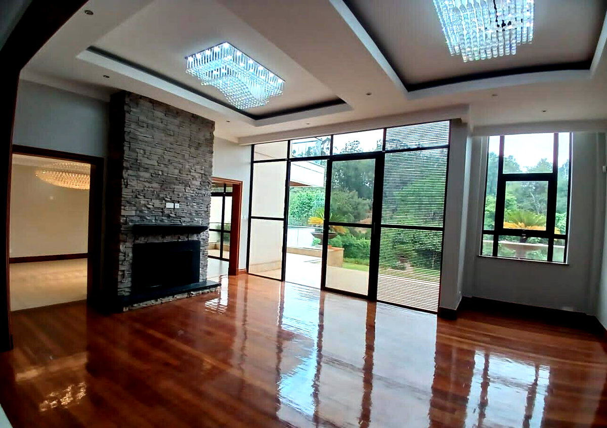 5-Bed Villa with DSQ & Clubhouse on Half-Acre – Karen