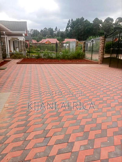 3bdrm Bungalow in Kenyatta Road / Theta for rent - Image 6