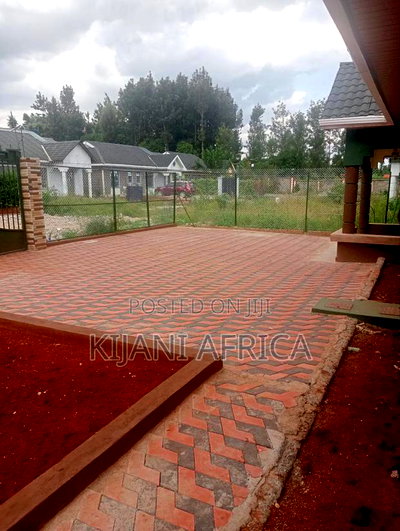 3bdrm Bungalow in Kenyatta Road / Theta for rent - Image 11