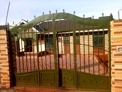 3bdrm Bungalow in Kenyatta Road / Theta for rent - Image 2