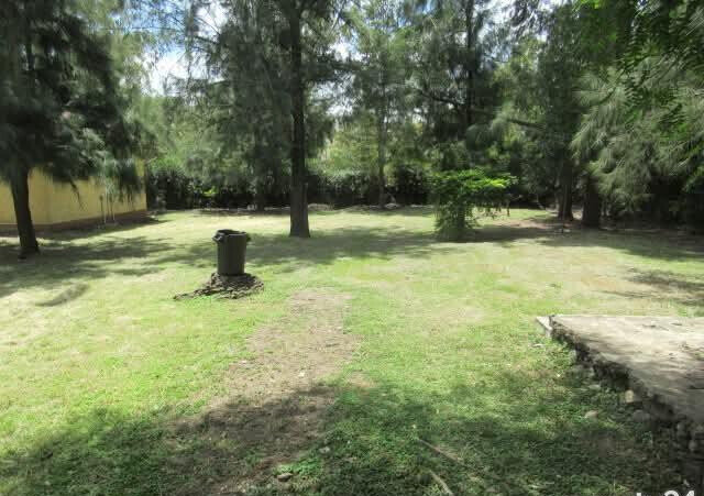 0.5-Acre Plot in Karen at KSh 35M