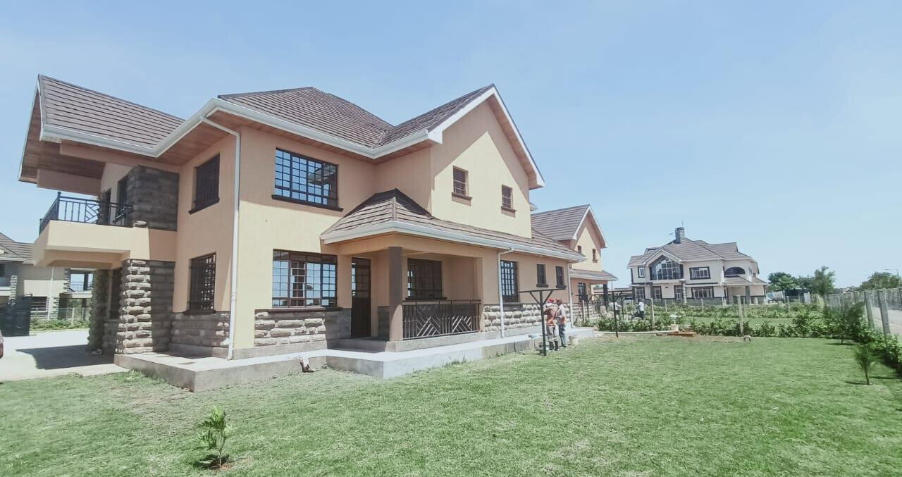 Brand New 5BR All-Ensuite Townhouse on Quarter Acre - Hard Rock Estate, Ruiru