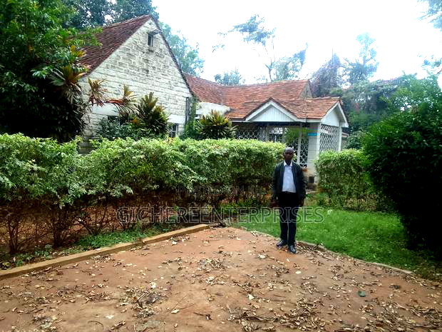 5bdrm Bungalow in Ridgeways for rent