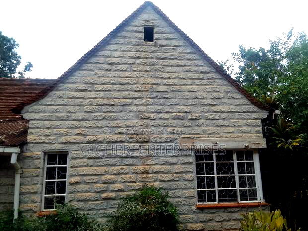 5bdrm Bungalow in Ridgeways for rent