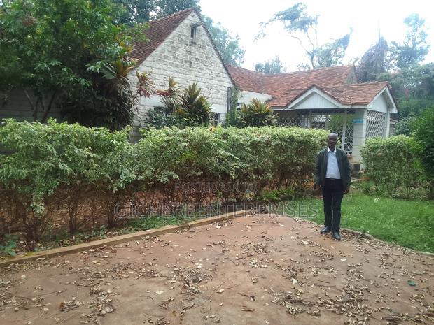 5bdrm Bungalow in Ridgeways for rent