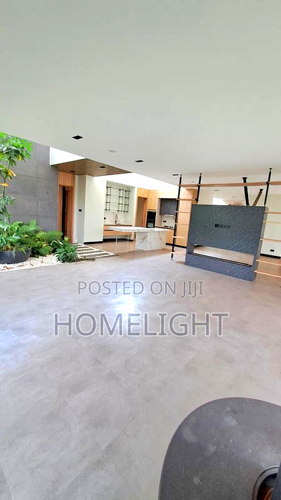 5bdrm Villa in Riverside for sale - Image 3