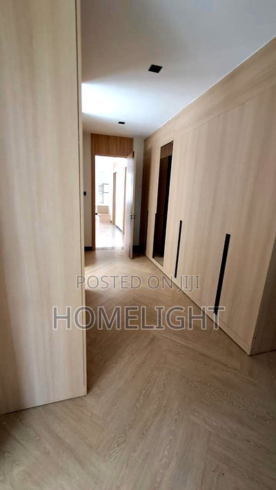 5bdrm Villa in Riverside for sale - Image 13