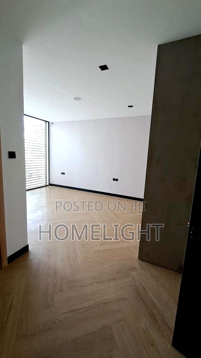 5bdrm Villa in Riverside for sale - Image 10