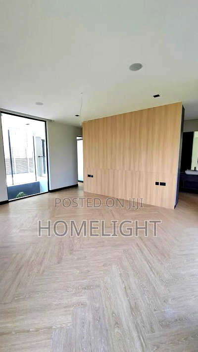 5bdrm Villa in Riverside for sale - Image 7