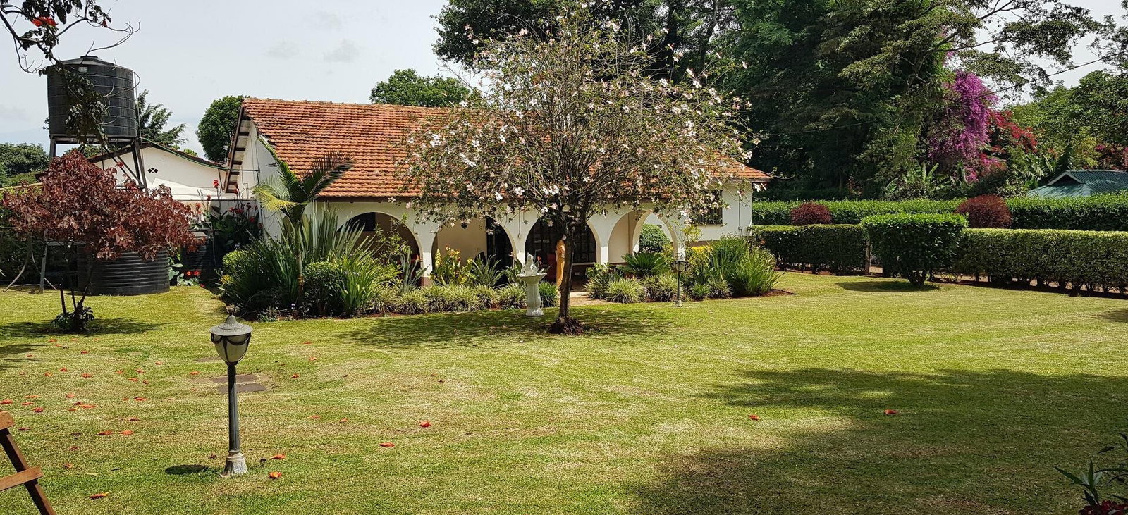 Half Acre Garden Home for KSh 380K