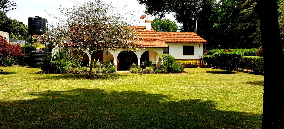 Half Acre Garden Home for KSh 380K