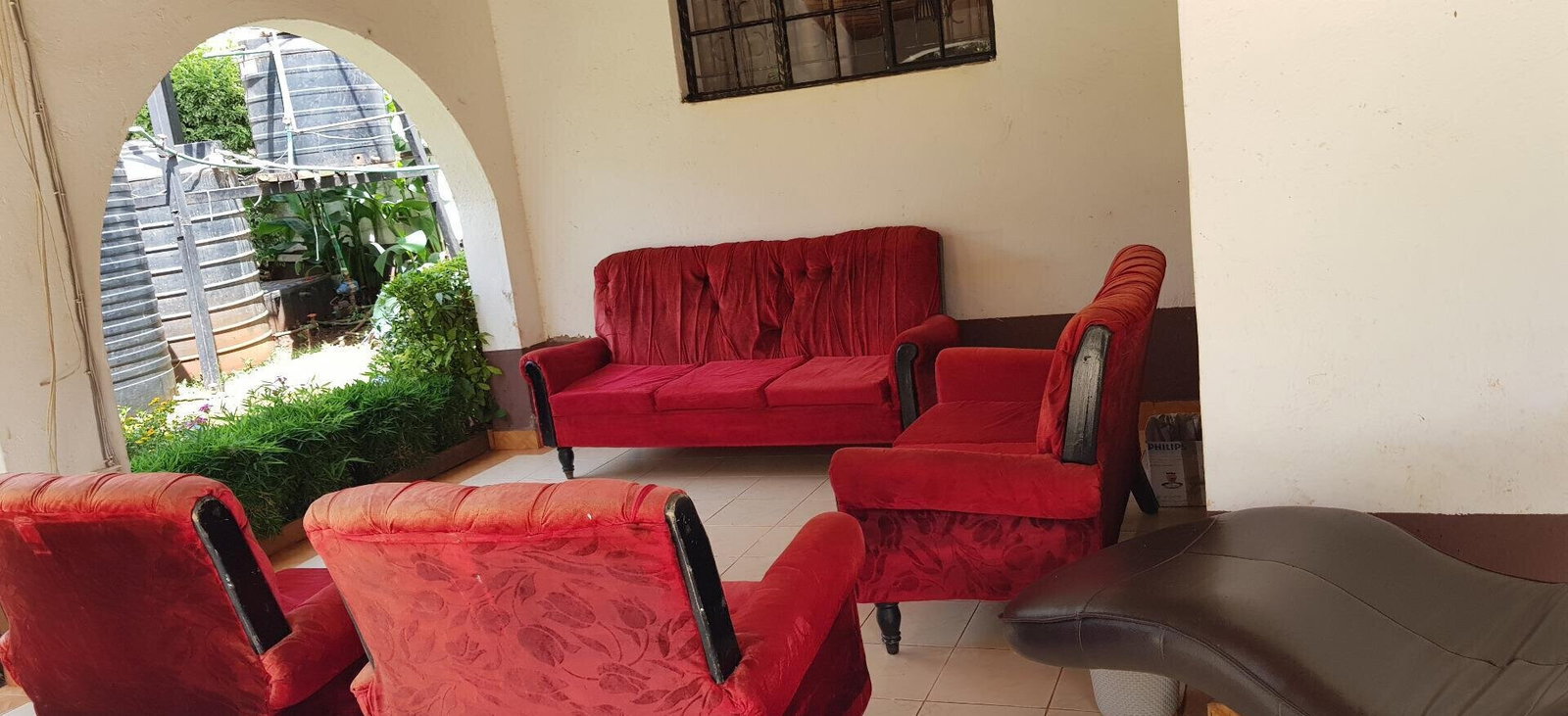 Half Acre Garden Home for KSh 380K
