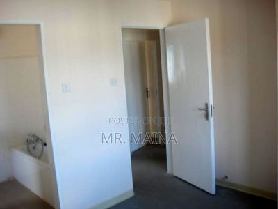 3bdrm Condo in Nyayo Estate for sale - Image 6