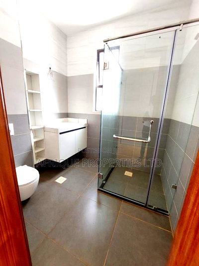 4bdrm Mansion in Kiambu Road for sale - Image 17