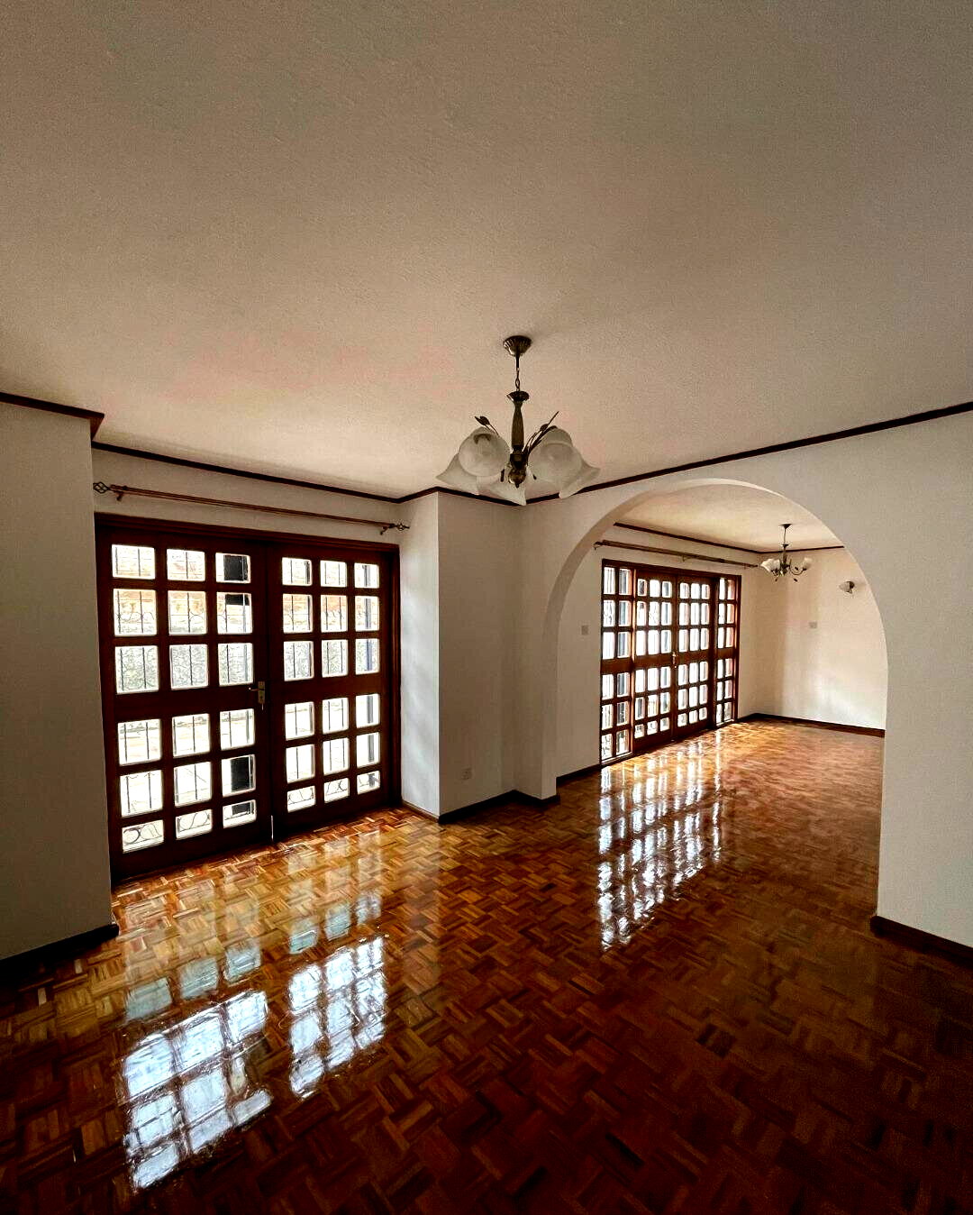 3BR Townhouse with Manicured Garden & DSQ - Kileleshwa