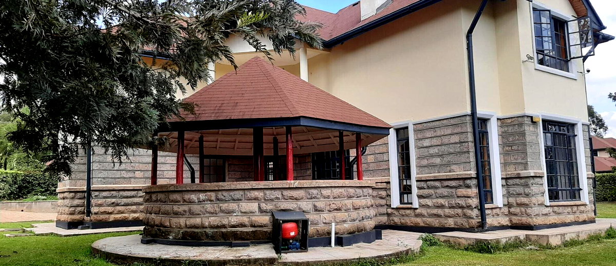 4-Ensuite Townhouse with Gazebo & DSQ – Karen Gated Community