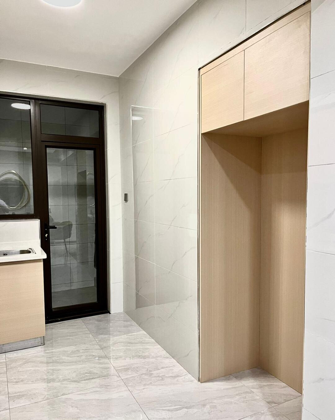 1BR Luxury Apartment with High-Speed Lifts & Gym - Kileleshwa