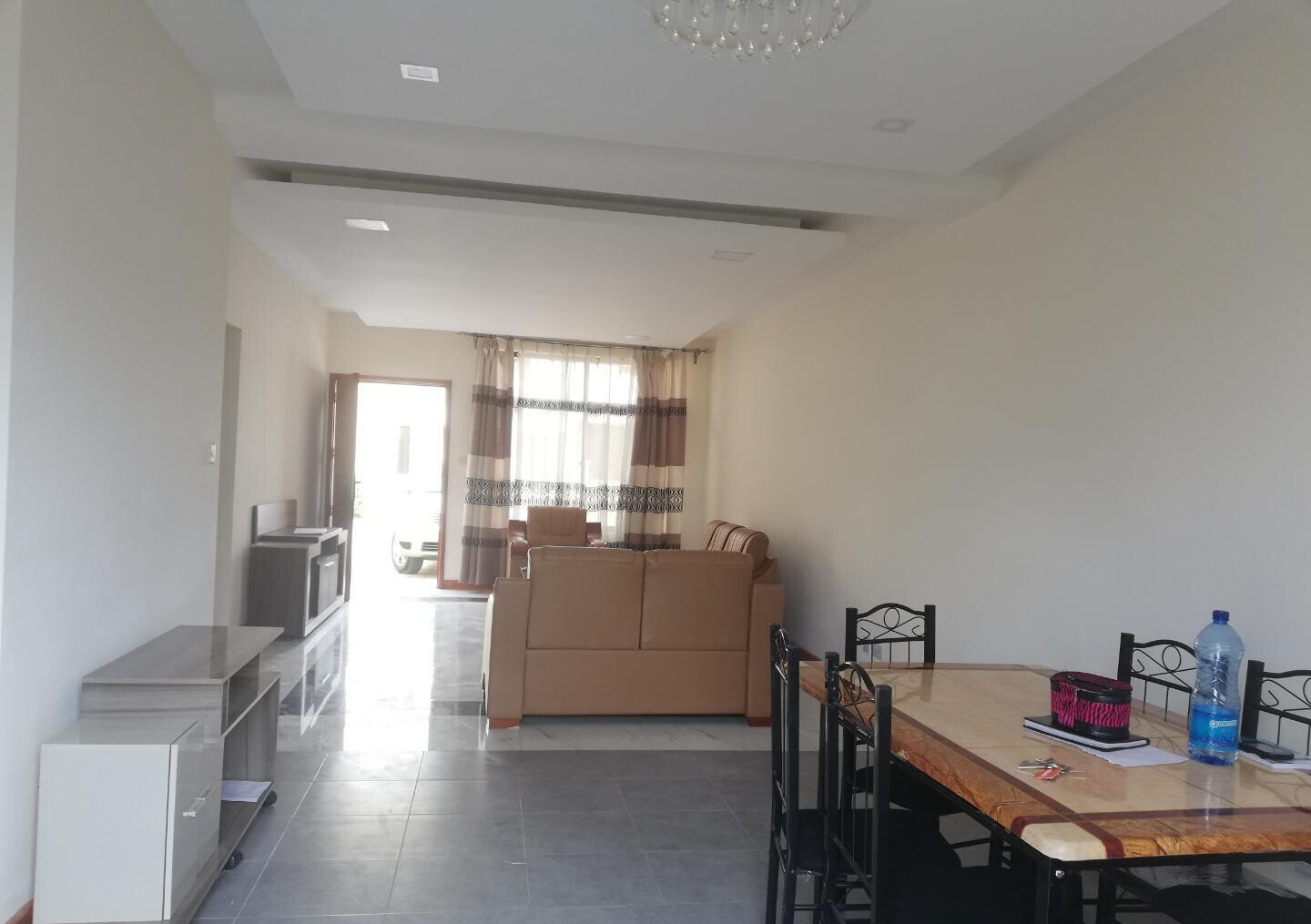 4BR Coastal-Style Townhouse with Rooftop Terrace - Athi River