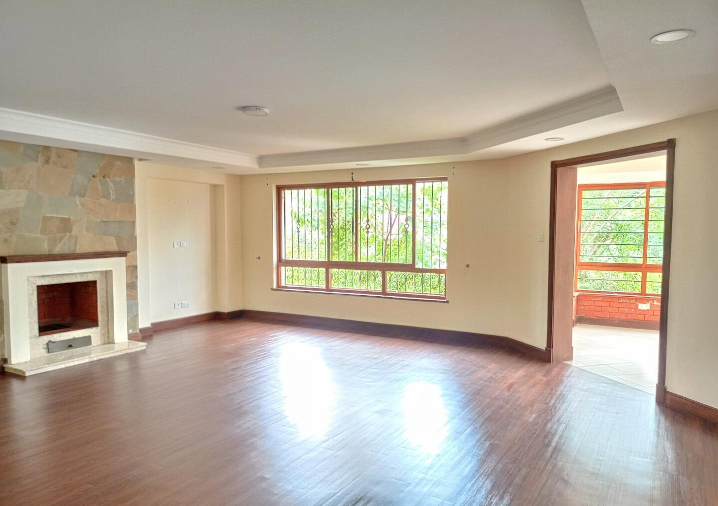 50x100 Townhouse with Garden