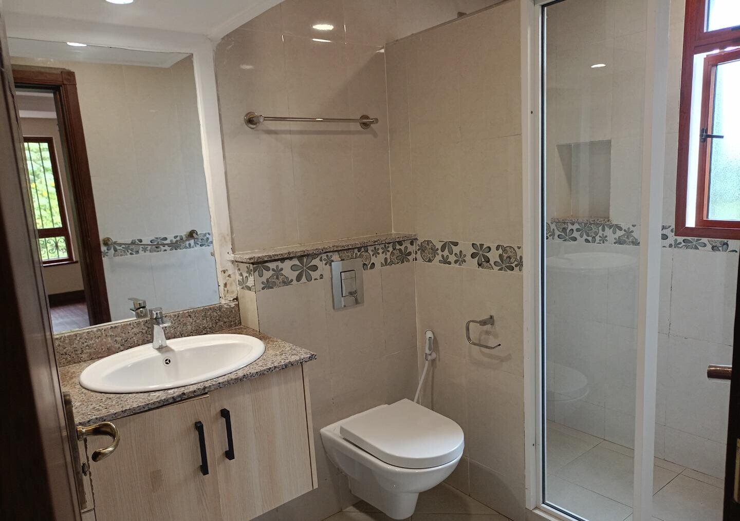 50x100 Townhouse with Garden