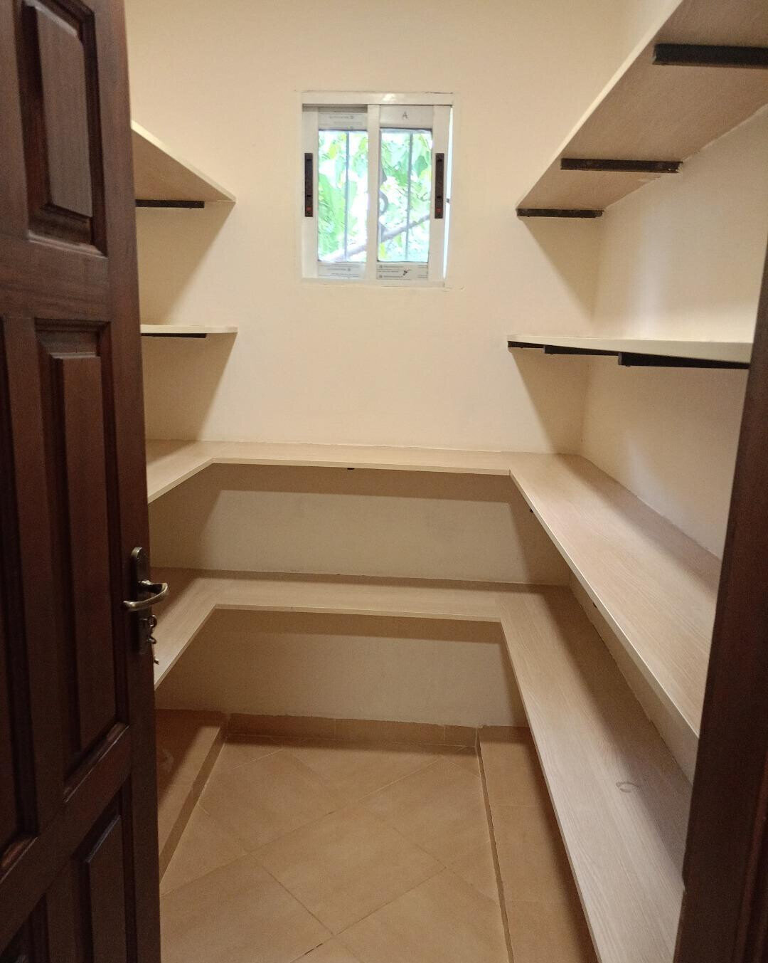 50x100 Townhouse with Garden