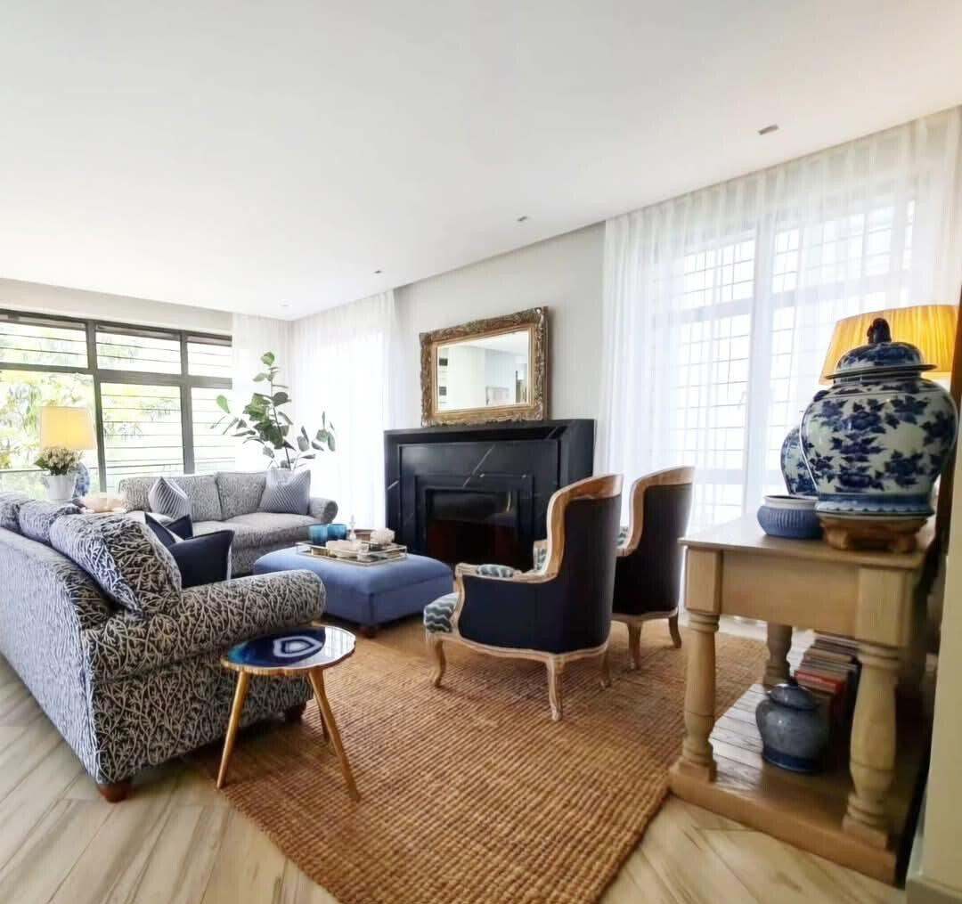 5 En-Suite Townhouse with Fireplace & Private Garden - Kitisuru