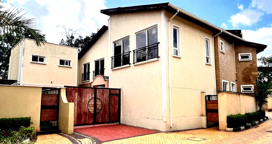 Ultra-Modern 5BR Townhouse in Gated Community of 8 - Kilimani