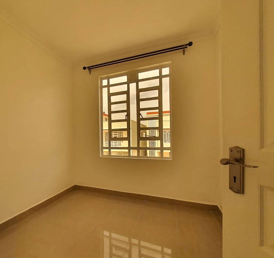 4BR All-Ensuite Townhouse with Manicured Gardens - Kitengela