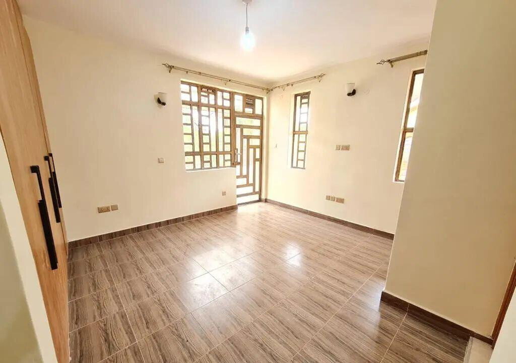 3BR Mini Apartment with Rooftop Terrace & DSQ - Thome