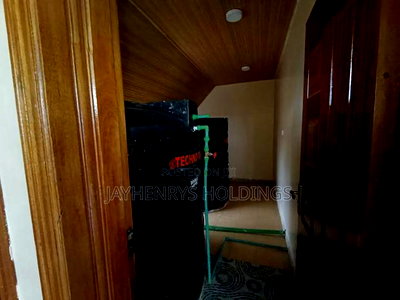 5bdrm House in Kamakis for rent - Image 19